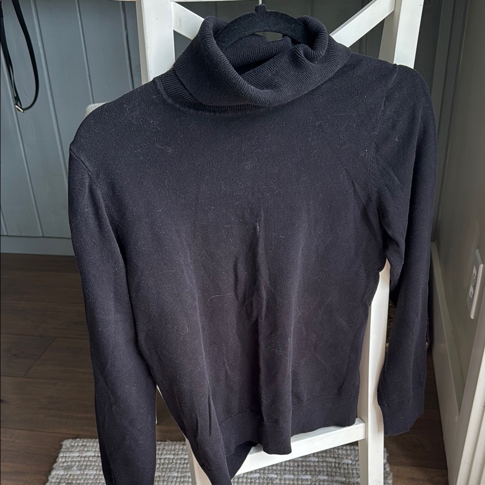 Andrew Marc Black Turtleneck Sweater Fitted Knit